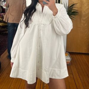 WORN ONCE 🩷 perfect for tea party 🫖 or any event. DM for more photos.